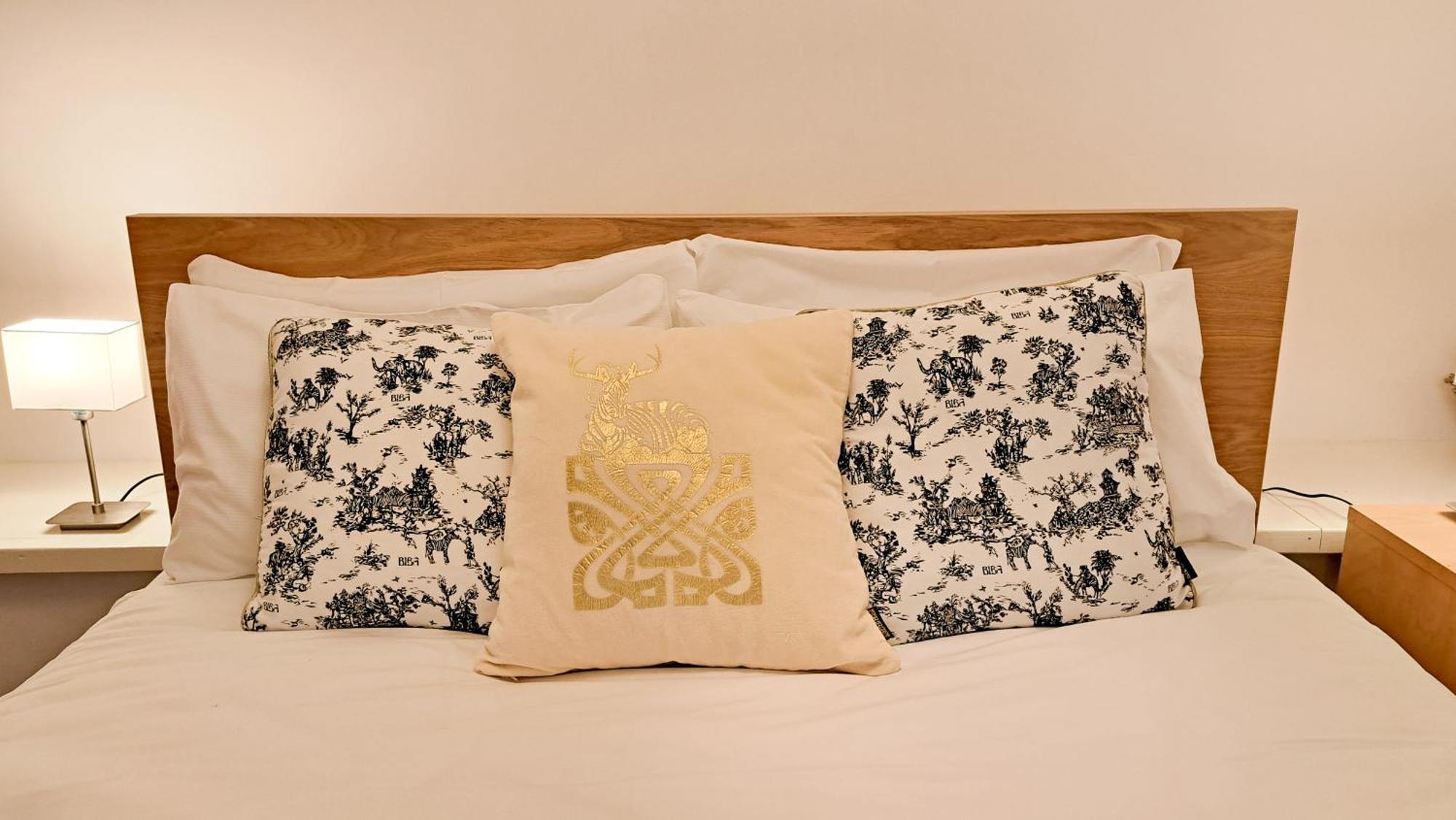 The Old Vicarage Bed & Breakfast Flore Exterior photo